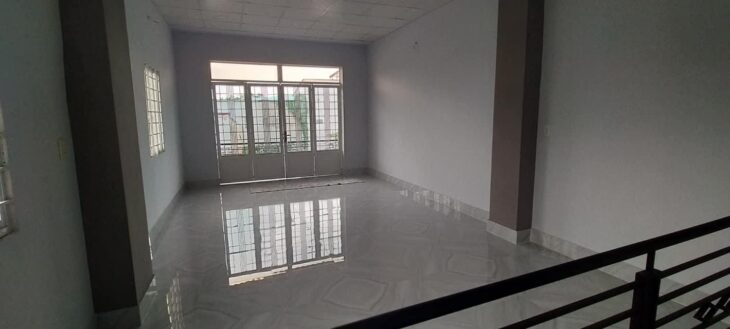 Bán nhà BÌNH QUỚI, 3 phòng ngủ, 5m x 15m, giá chỉ 4.7 tỷ.