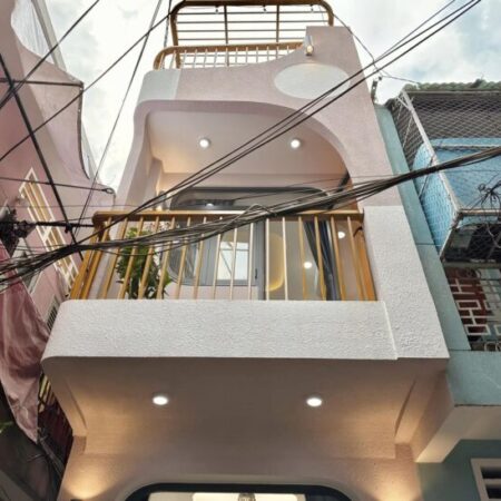 Cần Bán Nhanh! Nhà Ngọc Thụy Long Biên, 38m², 5 Tầng, 3PN, Full nội thất, giá tốt!