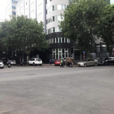 ⚜️ TỔ HỢP VĂN PHÒNG MẶT PHỐ DỊCH VỌNG HẬU, CẦU GIẤY 1400M2 10T MT KHỦNG 30M. CHỈ 300 TỶ ⚜️