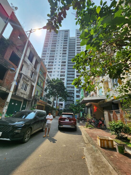 GẤP GẤP CHỦ CẦN BÁN NHÀ KHU ĐÔ THỊ VĂN KHÊ HÀ ĐÔNG PHÂN LÔ Ô TÔ TRÁNH VỈA HÈ 2 BÊN, GẦN CHÂN CHUNG