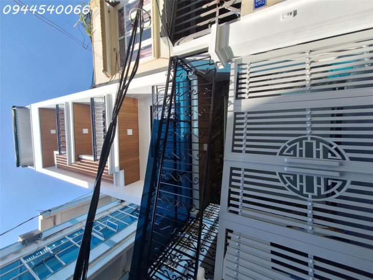 Nhà đẹp có 102 đầy đủ nội thất – Ô tô thông phố Sài đồng, Vũ Xuân Thiều – Tiện ích ngập tràn –