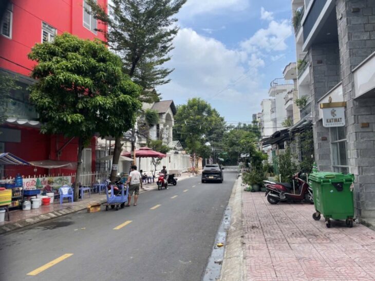 Mặt tiền đường số 5 Tạ Quang Bửu 4×20 P5 Q8 chỉ 14 tỷ 4