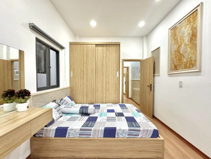 Bán Nhà 4Tầng, Hồng Tiến Long Biên, 59m², Nội thất tiền tỷ, Giá Hấp Dẫn 0902318197