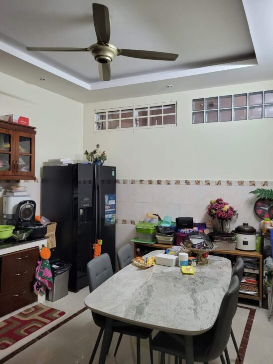 Bán nhà PHÚ NHUẬN, DUY TÂN, 50m2, 4 tầng, giá 6.1 tỷ.