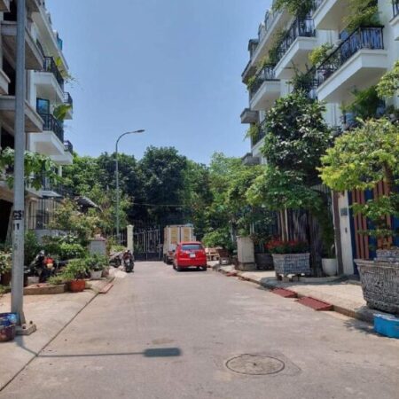 Bán nhà liền kề vĩnh hưng 5 tầng vỉa hè ô tô dừng đỗ ngày đêm hoàng mai Bán nhà liền kề vĩnh hưng 5 tầng vỉa hè ô tô dừng đỗ ngày đêm hoàng mai