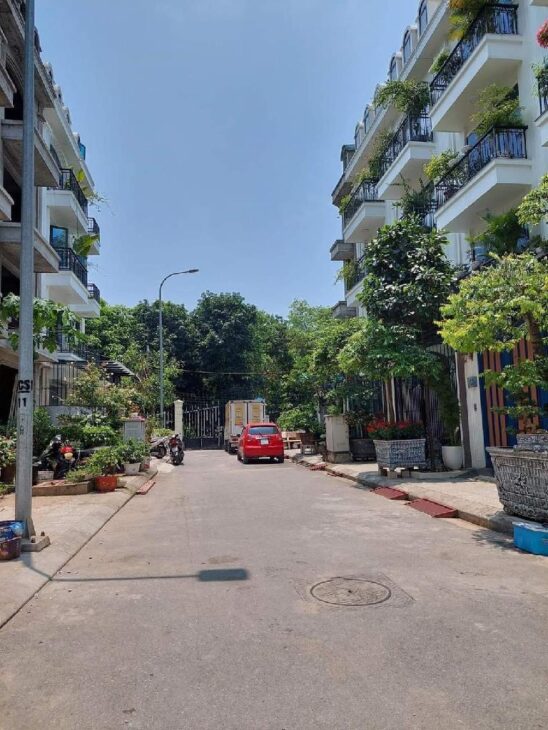 Bán nhà liền kề vĩnh hưng 5 tầng vỉa hè ô tô dừng đỗ ngày đêm hoàng mai