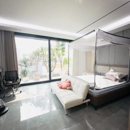 Bán nhà yên lạc 7 tầng thang máy long lanh ô tô tránh kinh doanh văn phòng hai bà trưng