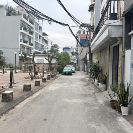 Cần tiền bán gấp bất chấp giá – siêu hiếm – View Công Viên – ô tô tránh – Bán đất Thượng Thanh Long