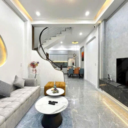 NHÀ SIÊU ĐẸP -SIÊU HIẾM – GIÁ TỐT – Vị Trí Đắc Địa Tại Phố Thuỵ Khuê ( cực gần Hồ Tây) – Quận Tây