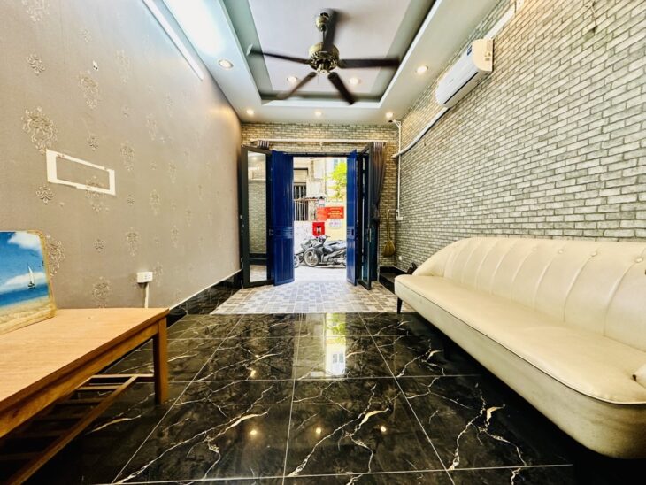 Bán nhà thanh nhàn 5 tầng dân xây hai bà trưng