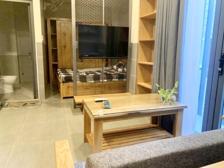 Bán gấp nhà HUỲNH VĂN BÁNH, PN, 8m x 7m, giá 6.6 tỷ