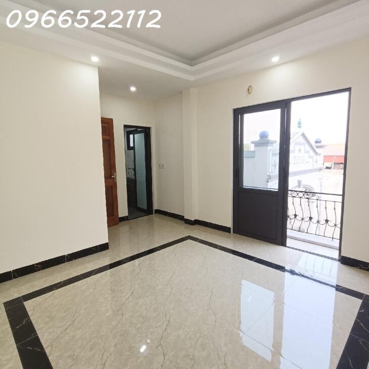Bán Nhà 5 Tầng Phúc Lợi – Giá 4,55 Tỷ