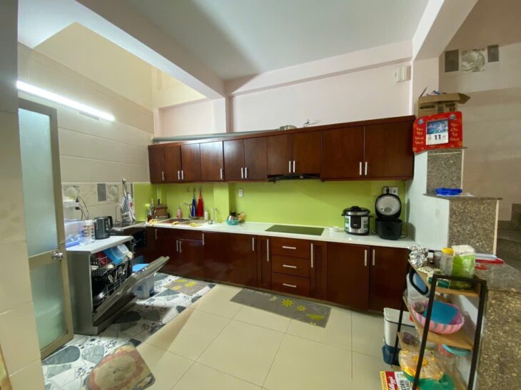 NHÀ BÁN ĐƯỜNG NGUYỄN VĂN NGHI NỞ HẬU 5,4M