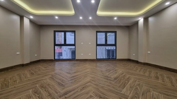 ⚜️ Nhà Phố Nguyễn Chí Thanh, Đống Đa, 55m2 8T Thang máy MT 6.6m, Gara Ô tô, Chỉ 19.5 Tỷ ⚜️