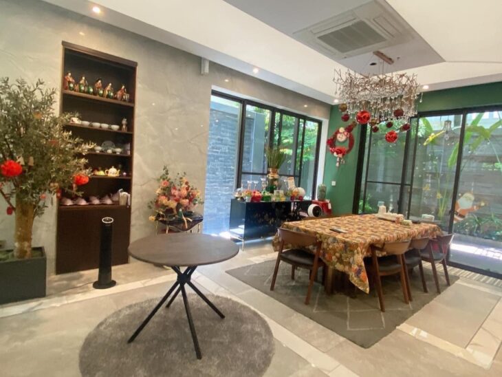 ⚜️ Biệt thự Sân vườn Nguyễn Xiển, Thanh Xuân, 220m2 3T Thang máy MT 10m, Chỉ 52.5 Tỷ ⚜️
