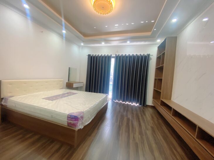 ⚜️ Bán nhà Mặt phố Nguyễn Chí Thanh, Đống Đa, 40m2 4T, MT 4.5m, Chỉ 15.5 Tỷ ⚜️