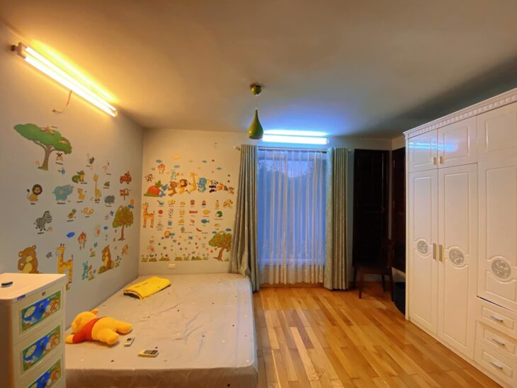 ⚜️ Bán nhà Mặt Phố Trần Quốc Hoàn, Cầu Giấy, 44m2 5T MT 4m, Chỉ 24.5 Tỷ ⚜️