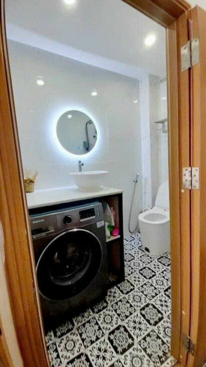 NHÀ MẶT TIỀN BÀ TƠ KHU KINH DOANH VĨNH NGUYÊN NHA TRANG