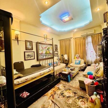 Cách 1 NHÀ RA PHỐ TRẦN DUY HƯNG – 56m2 x 5Tầng