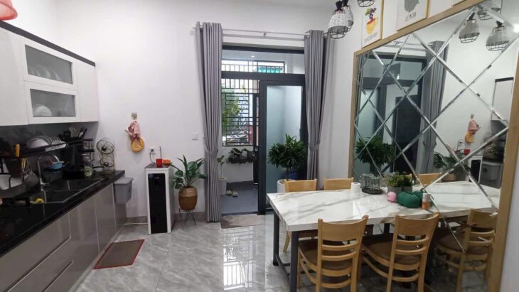 ????NHÀ NHA TRANG 4 TẦNG CÁCH BÃI BIỂN CHỈ 3 PHÚT – HAI MẶT TIỀN ĐƯỜNG TRƯỚC SAU CỰC THOÁNG????