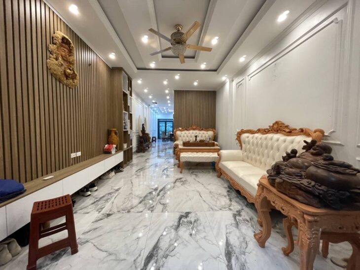 Trích Sài – ô tô vào nhà – nhà đẹp ở ngay – chỉ 16 tỷ