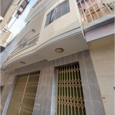 NHÀ 4 TẦNG GẦN NGAY CHỢ HẺM HOÀNG DIỆU VĨNH NGUYÊN