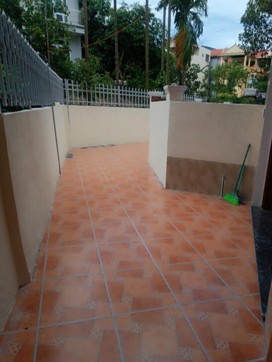 Bán nhà Văn Trì Bắc Từ Liêm NHÀ ĐẸP MỚI XÂY – GẦN Ô TÔ- Ở SƯỚNG,mt 4mx5 tầng 4,2 tỷ