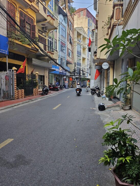 BÁN NHÀ MẶT PHỐ THANH XUÂN – VỈA HÈ OTO TRÁNH KINH DOANH – 55M 4TẦNG – 2 THOÁNG, GIÁ 20 TỶ