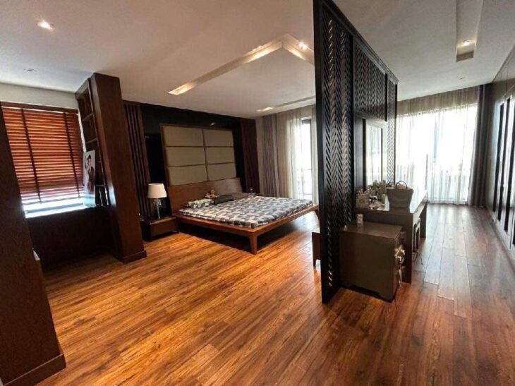 Lạc Long Quân Tây Hồ – ô tô vào nhà – 2 mặt thoáng – 7 tầng thang máy – 70m chỉ 15 tỷ