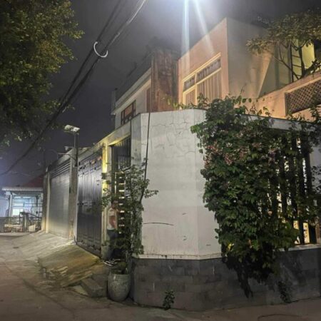 NHÀ HẺM XE HƠI – KẾ BÊN ĐẠI HỌC NGUYỄN TẤT THÀNH – 167m2 chỉ 3.7Tỷ.