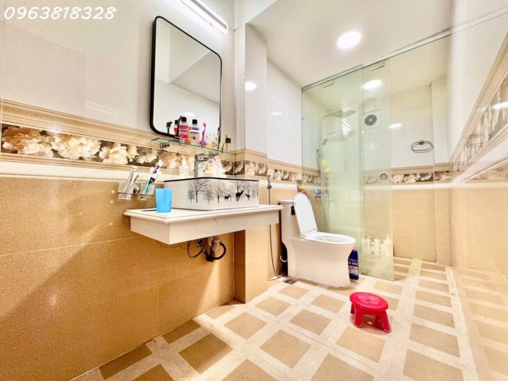 NHÀ GẦN UBND MỸ ĐÌNH 10m Ô TÔ – NHÀ ĐẸP DÂN XÂY Ở NGAY – TẶNG FULL NỘI THẤT LUNG LINH CỰC XINH –