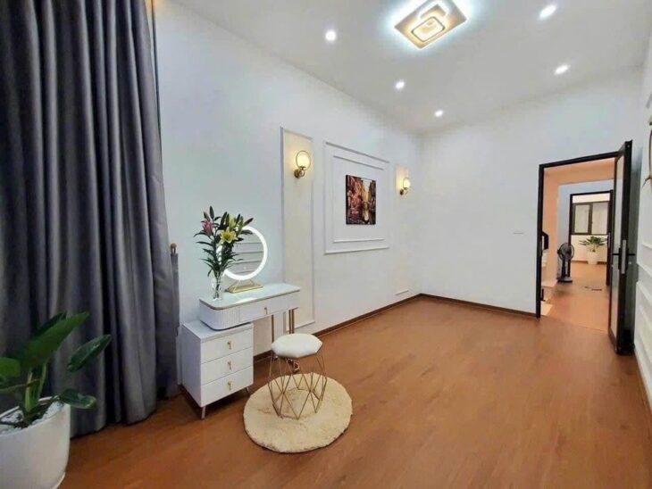 NHÀ ĐẸP QUANG TRUNG HÀ ĐÔNG – 6 TẦNG , FULL NT- GẦN Ô TÔ- CHỈ 4,7 TỶ