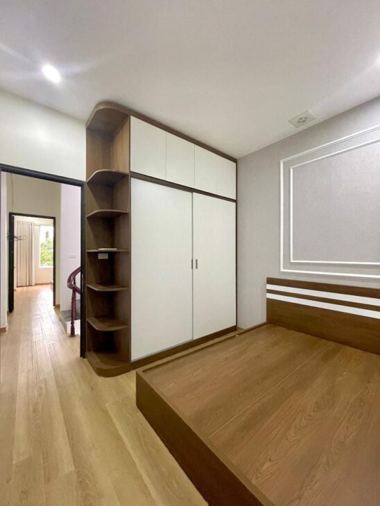 BÁN NHÀ PHÂN LÔ – VỈA HÈ – Ô TÔ TRÁNH – ĐƯỜNG CHIẾN THẮNG, VĂN QUÁN, HÀ ĐÔNG