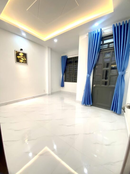 NHÀ 4 TẦNG THIẾT KẾ ĐẸP – HẺM NHỰA 5M – ĐI BỘ RA CHỢ ĐÔNG QUANG.