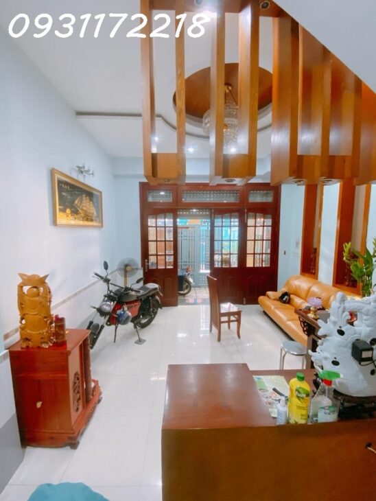 Mặt tiền hẻm 10 Âu Dương Lân 4.7×14 chỉ 8 tỷ 8