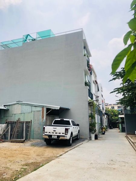 HÀNG XÓM BÌNH THẠNH – HIỆP BÌNH PHƯỚC – Ô TÔ 7 CHỖ NẰM NHÀ – 4,5×13 SỔ VUÔNG A4 – MỚI ĐẸP VÀO Ở LUÔN