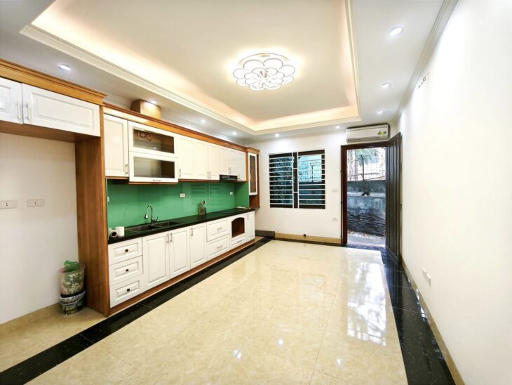 BÁN NHÀ LƯƠNG THẾ VINH THANH XUÂN – GẦN PHỐ OTO ĐỖ CỬA – 47M 5T HAI MẶT NGÕ; 12.X TỶ