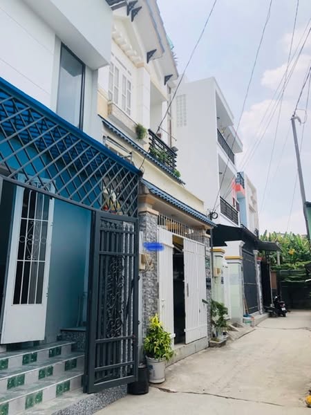 HÀNG XÓM BÌNH THẠNH – HIỆP BÌNH PHƯỚC – Ô TÔ 7 CHỖ NẰM NHÀ – 4,5×13 SỔ VUÔNG A4 – MỚI ĐẸP VÀO Ở LUÔN