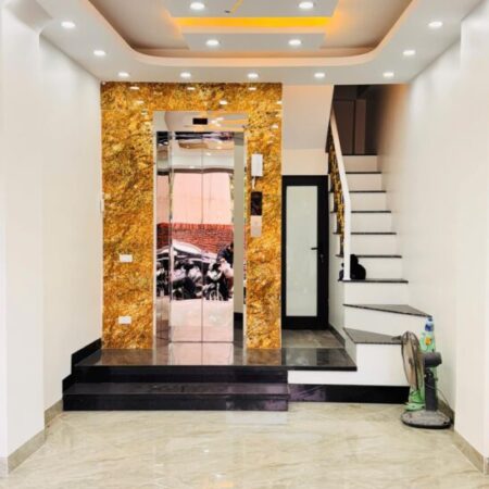 NHÀ MẶT NGÕ LÊ ĐỨC THỌ – THANG MÁY VỈA HÈ – Ô TÔ TRÁNH – KINH DOANH ĐỈNH – VỊ TRÍ GẦN NGÃ TƯ NÊN VÔ