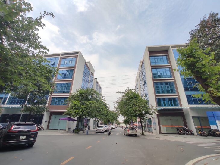 HÀNG HIẾM – GALAXY VẠN PHÚC – VỈA HÈ 6M – KINH DOANH SẦM UẤT 25.99 TỶ