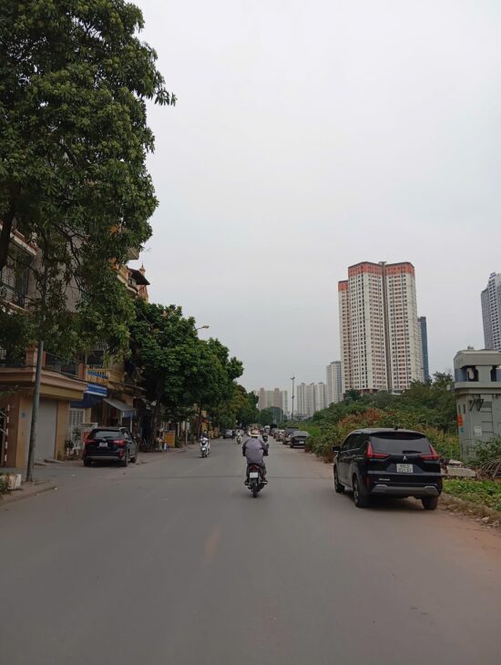 BÁN NHÀ NGÔ QUYỀN PHÂN LÔ VỈA HÈ , OTO TRÁNH ,DỪNG ,ĐỔ 90M , MT 5M GIÁ CHỈ 7.5 TỶ