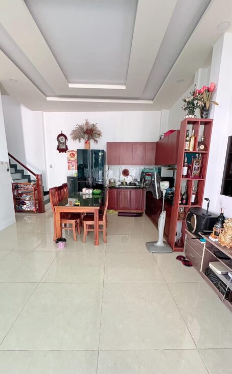 Nhà 3 Tầng Đường Oto Xã Vĩnh Hiệp Nha Trang