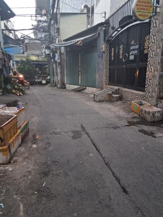 HẺM BA GÁC 391 HUỲNH TẤN PHÁT QUẬN 7 NHÀ ĐẸP Ở NGAY 2 TẦNG BTCT – HẺM 3 GÁC THÔNG – 43M2 – CHỈ