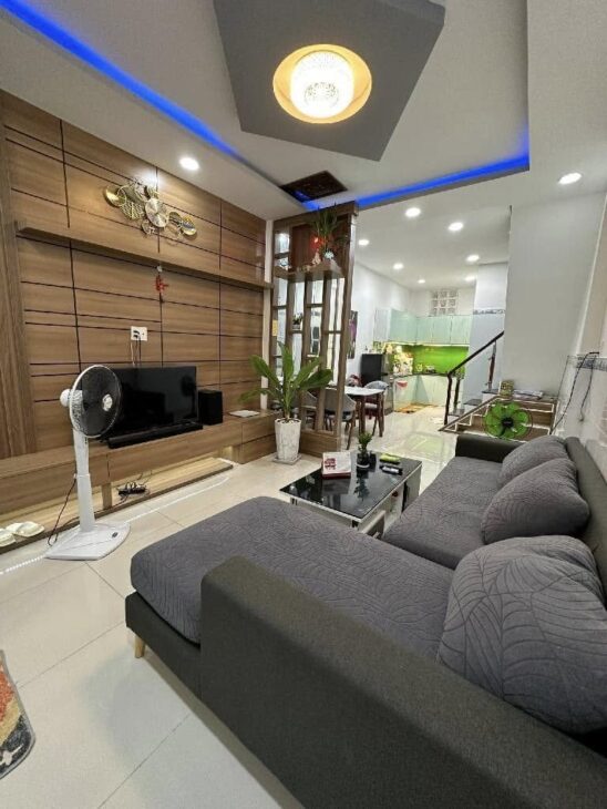 HẺM BA GÁC 391 HUỲNH TẤN PHÁT QUẬN 7 NHÀ ĐẸP Ở NGAY 2 TẦNG BTCT – HẺM 3 GÁC THÔNG – 43M2 – CHỈ