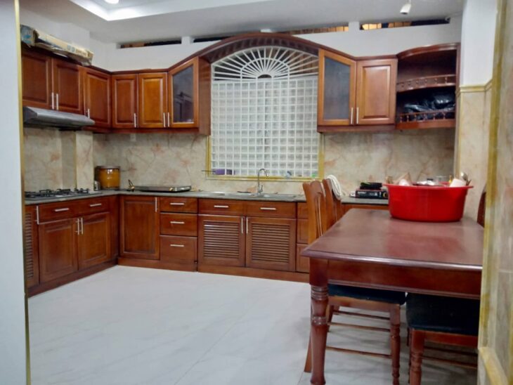 Nhỉnh 5 tỷ nhà PHAN TÂY HỒ, PHÚ NHUẬN, 70m2, 4 tầng BTCT