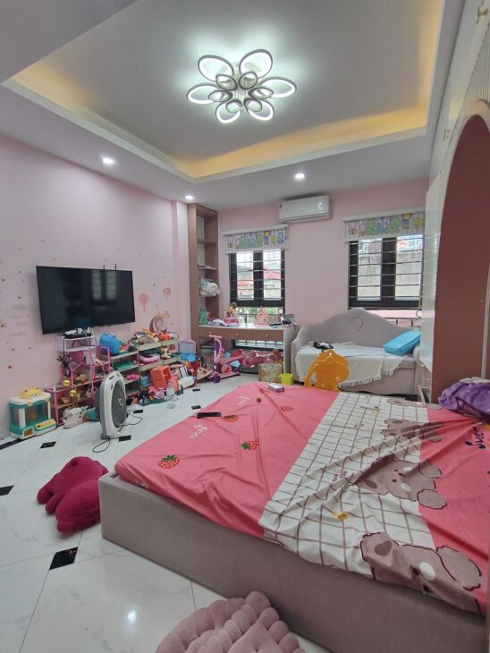 ⚜️ Nhà Mặt phố Nguyễn Hữu Thọ, Hoàng Mai, View Hồ Linh Đàm, 56m2 6T MT 4m, Chỉ 22.5 Tỷ ⚜️