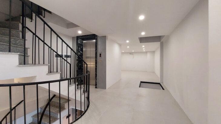 ⚜️ NHÀ PHỐ NGUYỄN HOÀNG TÔN, TÂY HỒ, 78M2 7T MT 4.5M, Ô TÔ TRÁNH, 19 TỶ ⚜️