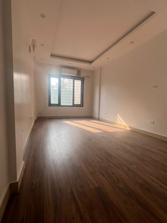 NHÀ CHÍNH CHỦ – GIÁ TỐT – Vị Trí Đẹp Tại Tổ 19, Phường Ngọc Thuỵ, Quận Long Biên, Thành phố Hà Nội