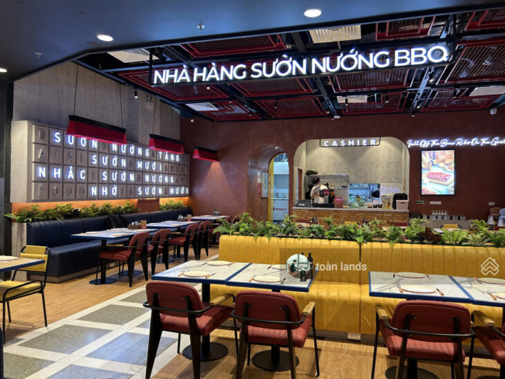 Cho thuê nhà MP Nguyễn Văn Lộc. DT 150m2x2 tầng MT 25m giá 60tr Miễn phí setup 1Thang