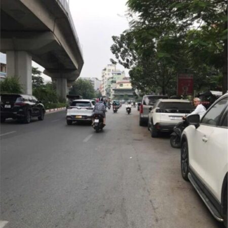 Bán nhà riêng phố Hoàng Cầu, gần ô tô, gần ga Cát Linh – tấp nập – giao thông 48m, 7.2 tỷ